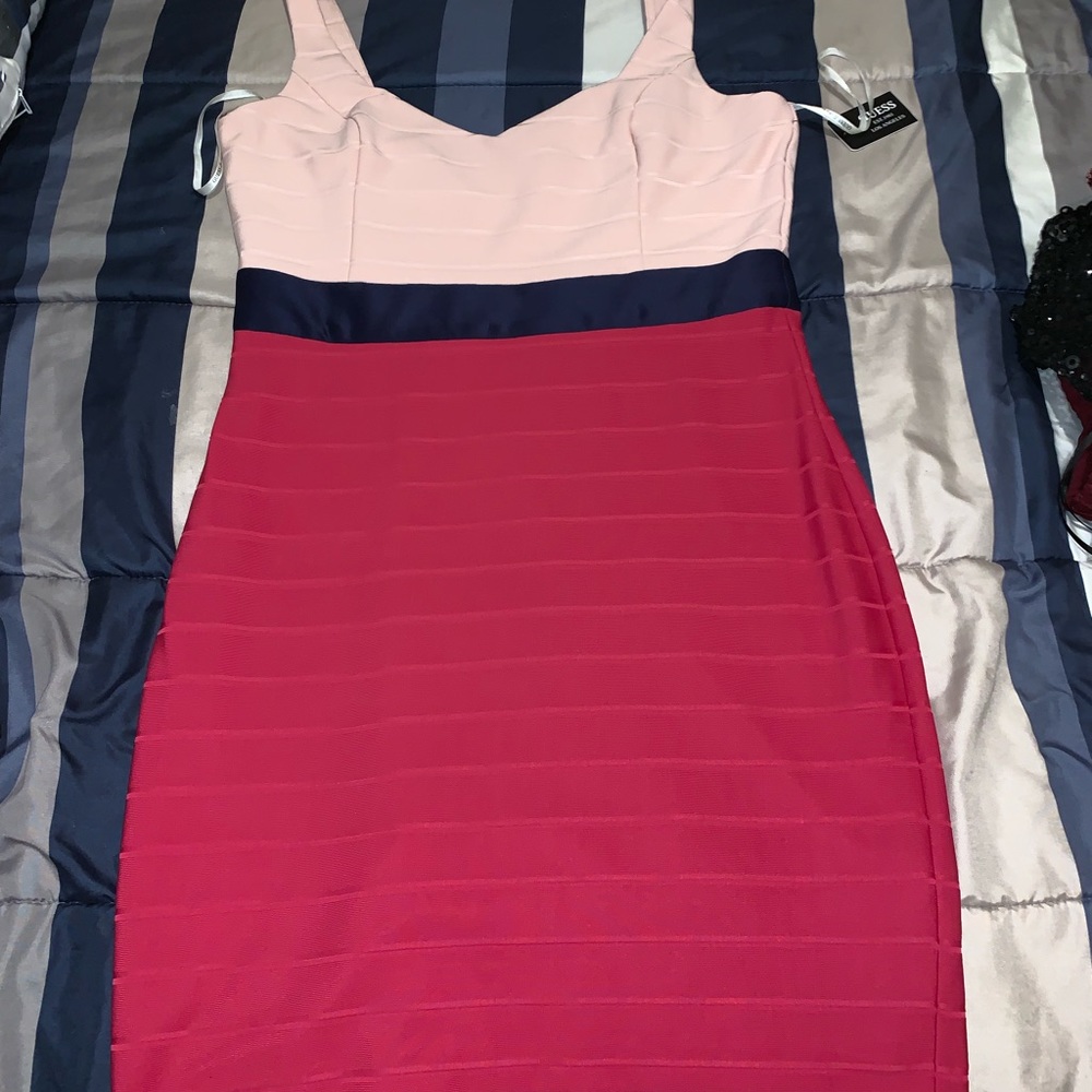 NWT GUESS PINK AND NAVY BANDAGE DRESS Sz 16